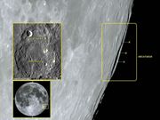 A grande cratera HECATAEUS no limbo sudeste lunar.