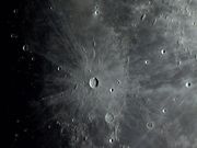 A jovem e proeminente cratera KEPLER - 09/06/2014.